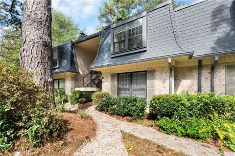 8 Cantey Place NW Atlanta GA 30327