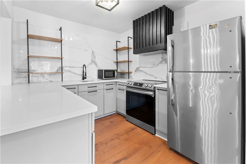 8 Cantey Place NW