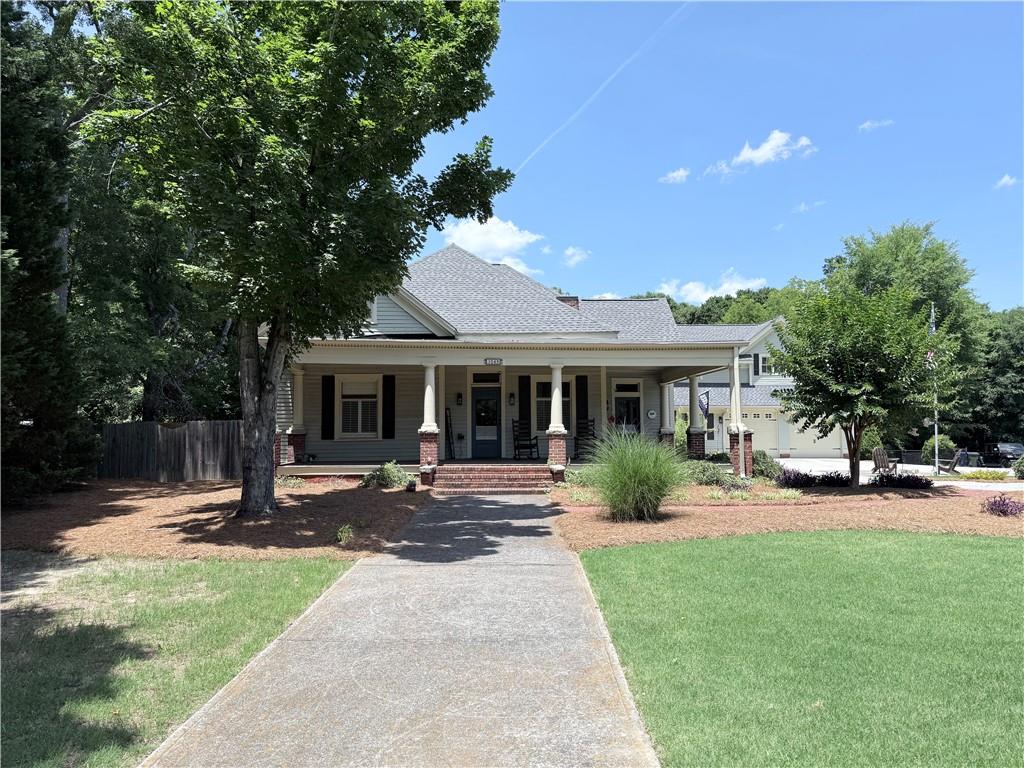 1049 N Main Street NW