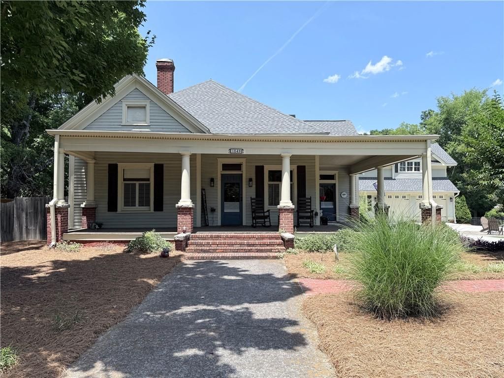 Photo of 1049 N Main Street NW, Conyers, GA 30012 (MLS # 7788083)