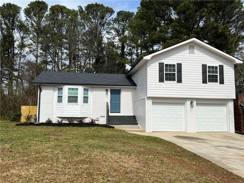 5990 Wellborn Trace Lithonia GA 30058