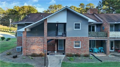202 Montclair Drive Calhoun GA 30701