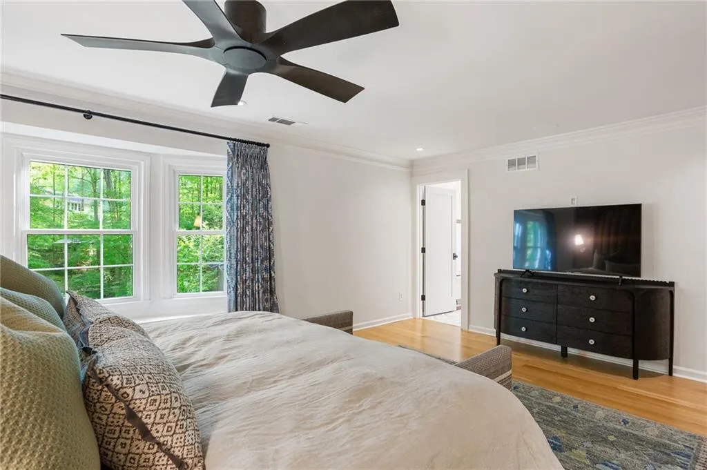 Smyrna, Georgia 30082, United States, 6 Bedrooms Bedrooms, ,5 BathroomsBathrooms,Residential,Active,113885