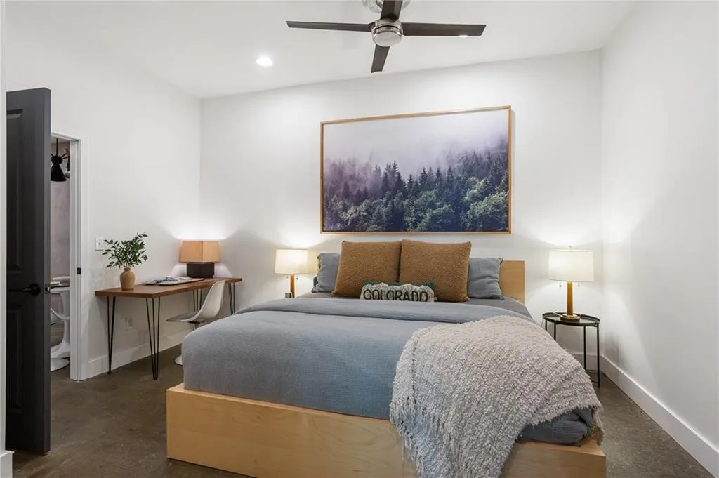 Smyrna, Georgia 30082, United States, 6 Bedrooms Bedrooms, ,5 BathroomsBathrooms,Residential,Active,113885