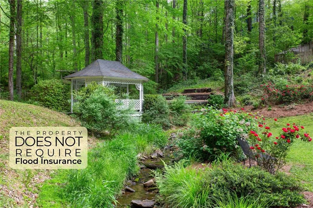 Smyrna, Georgia 30082, United States, 6 Bedrooms Bedrooms, ,5 BathroomsBathrooms,Residential,Active,113885