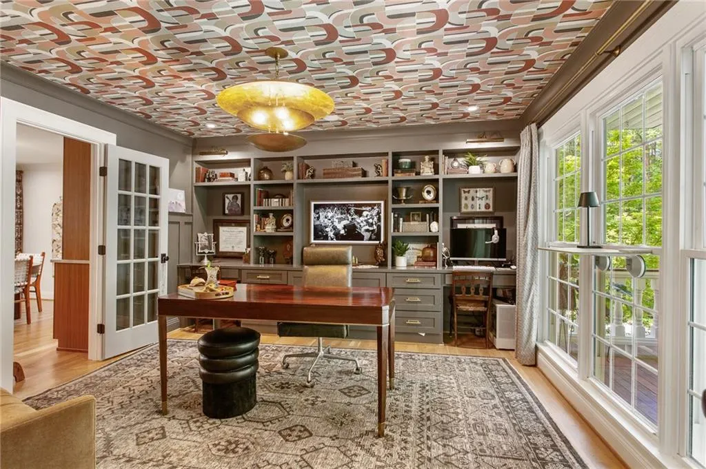 Smyrna, Georgia 30082, United States, 6 Bedrooms Bedrooms, ,5 BathroomsBathrooms,Residential,Active,113885