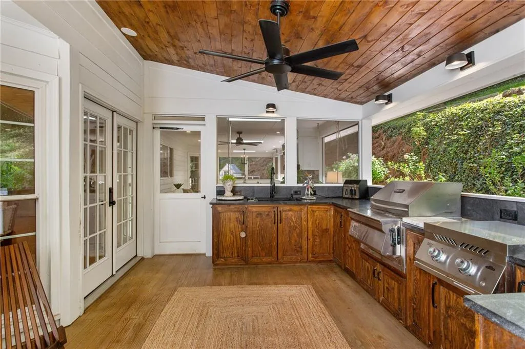 Smyrna, Georgia 30082, United States, 6 Bedrooms Bedrooms, ,5 BathroomsBathrooms,Residential,Active,113885