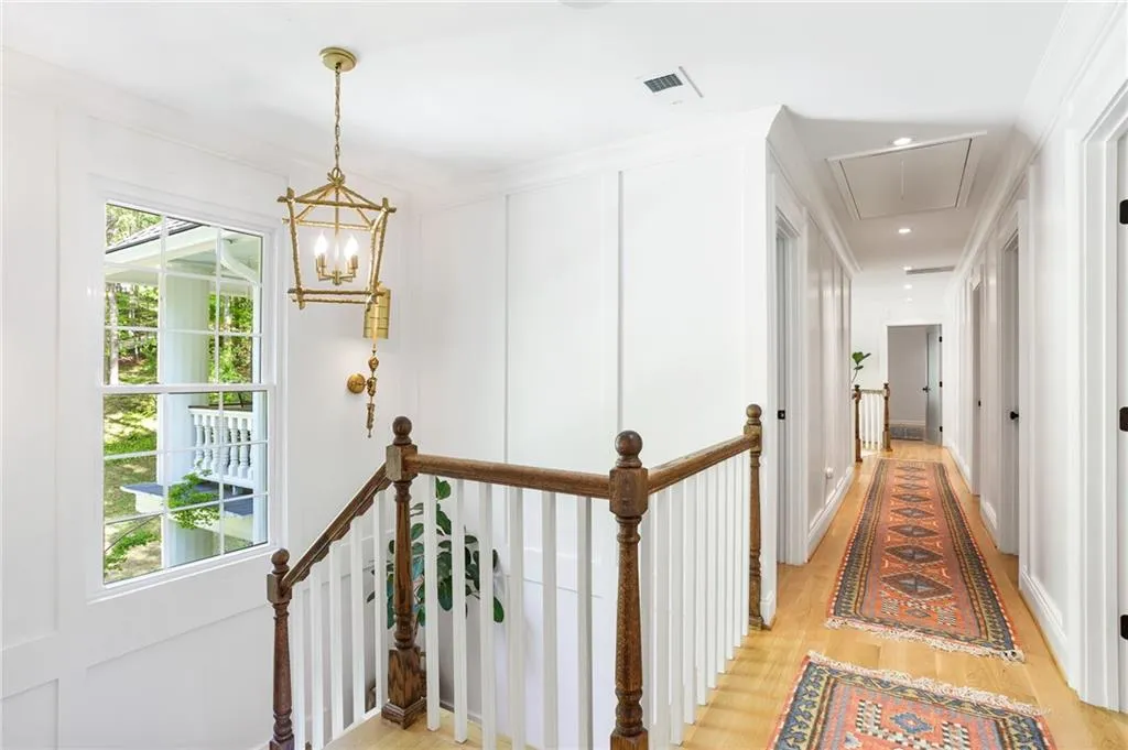 Smyrna, Georgia 30082, United States, 6 Bedrooms Bedrooms, ,5 BathroomsBathrooms,Residential,Active,113885