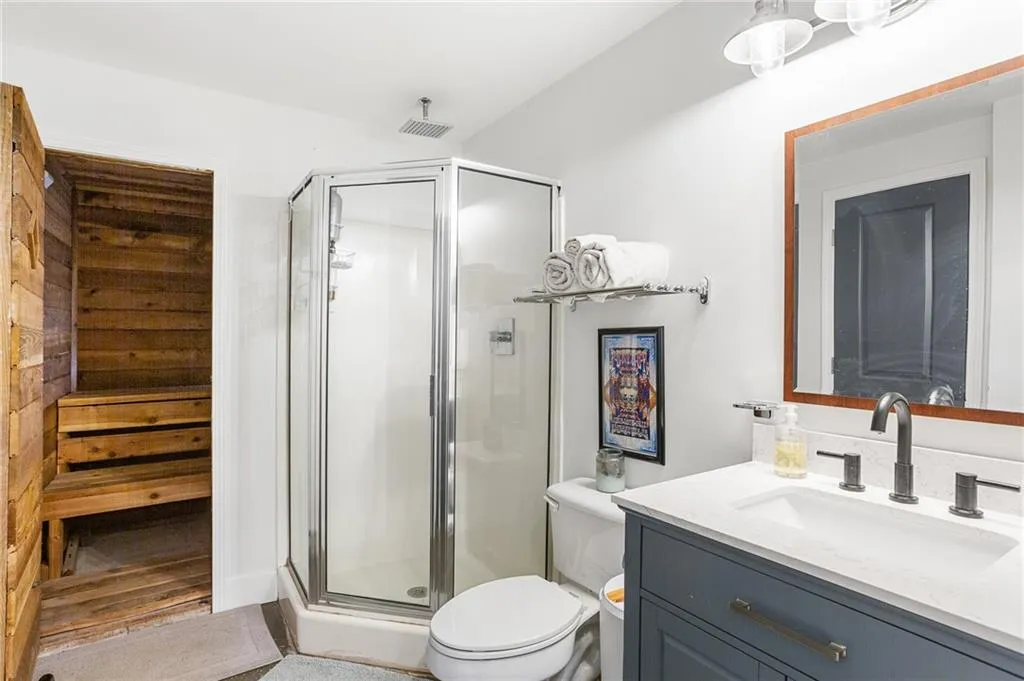 Smyrna, Georgia 30082, United States, 6 Bedrooms Bedrooms, ,5 BathroomsBathrooms,Residential,Active,113885