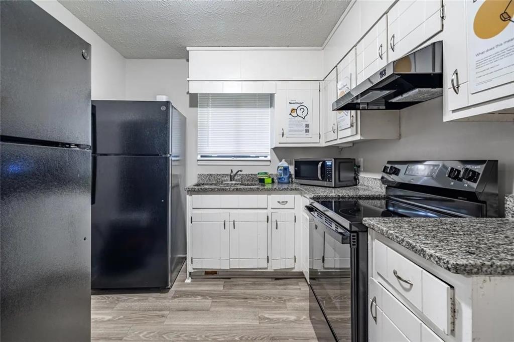 7344 Camelot Court