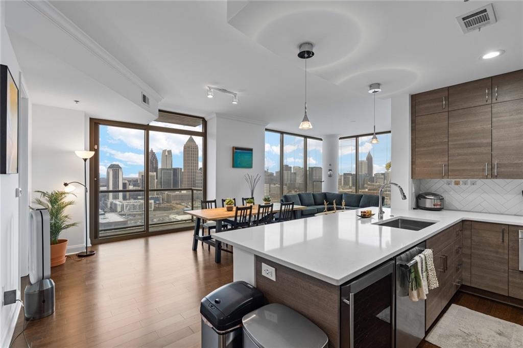 270 17th Street NW 2601