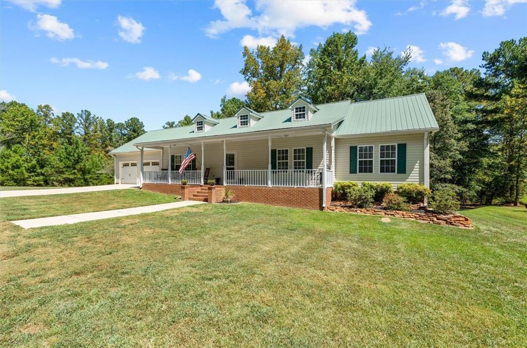 51 Moon Road