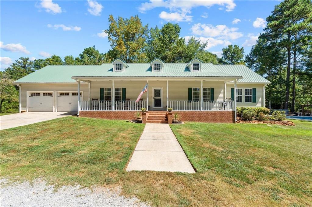 51 Moon Road