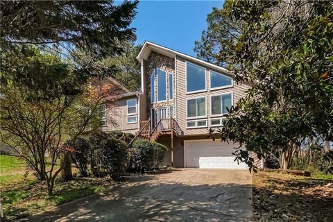 Homes For Sale - 4219 Newpond Trail<br/> Kennesaw, GA 30144