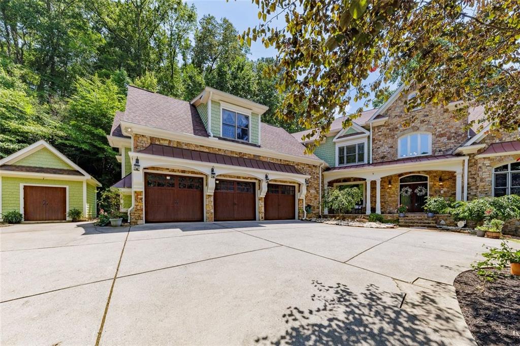 51 MOUNTAIN RIDGE Drive SE