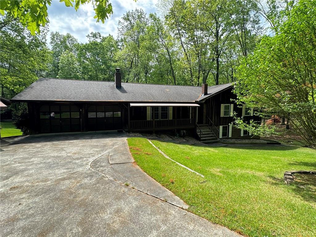 880 Havenridge Drive, Conyers, Georgia image 1