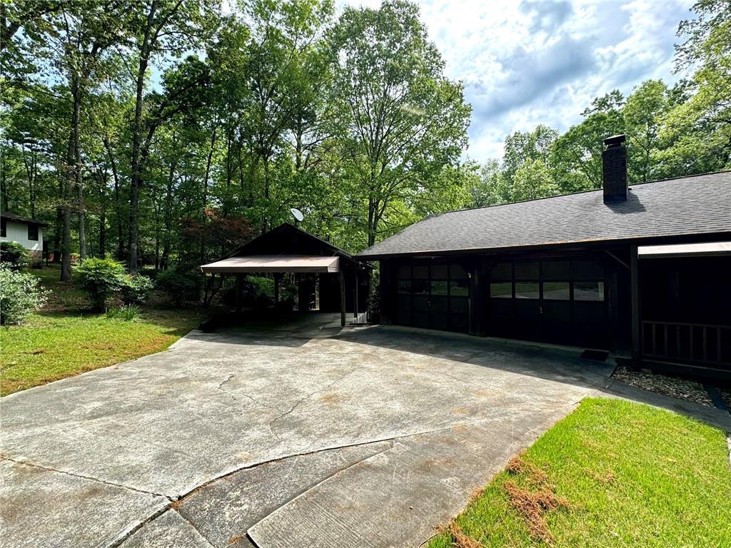 880 Havenridge Drive, Conyers, Georgia image 2