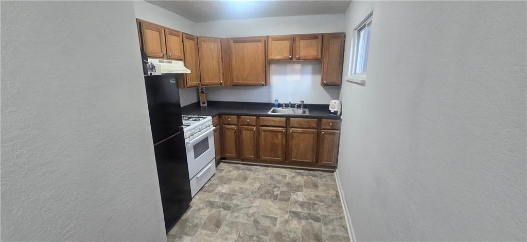 2596 Dale Creek Drive NW