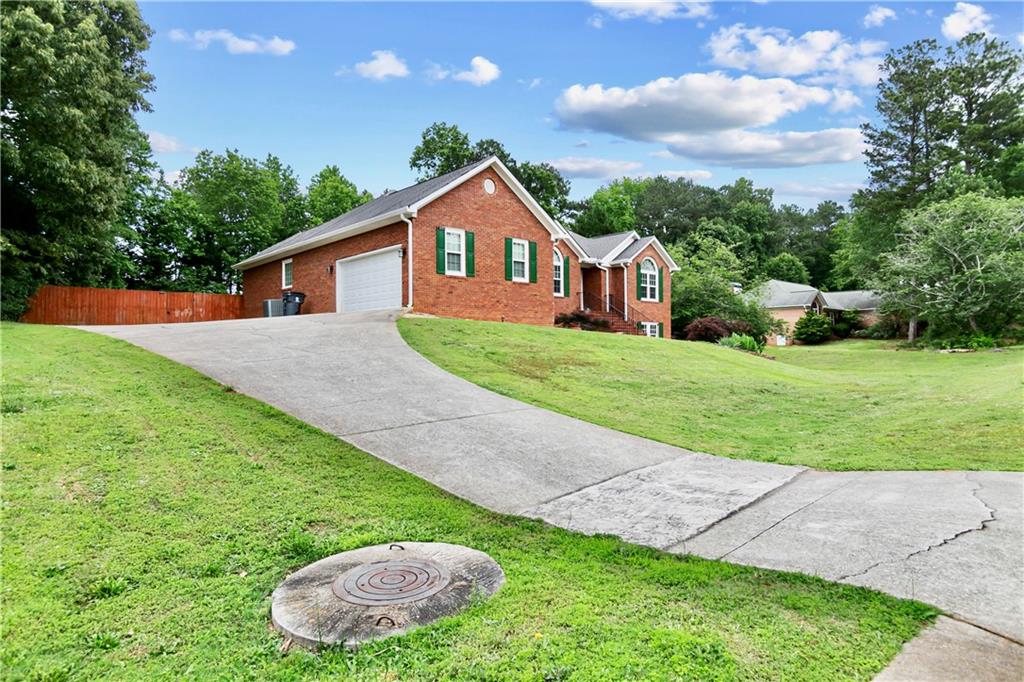 124 Crown Walk, Mcdonough, Georgia image 3