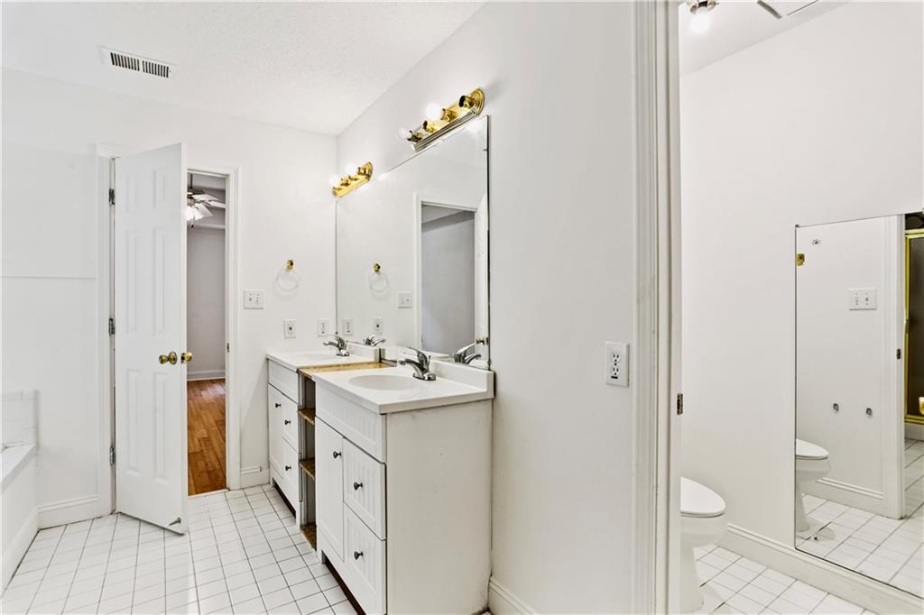 124 Crown Walk, Mcdonough, Georgia image 32