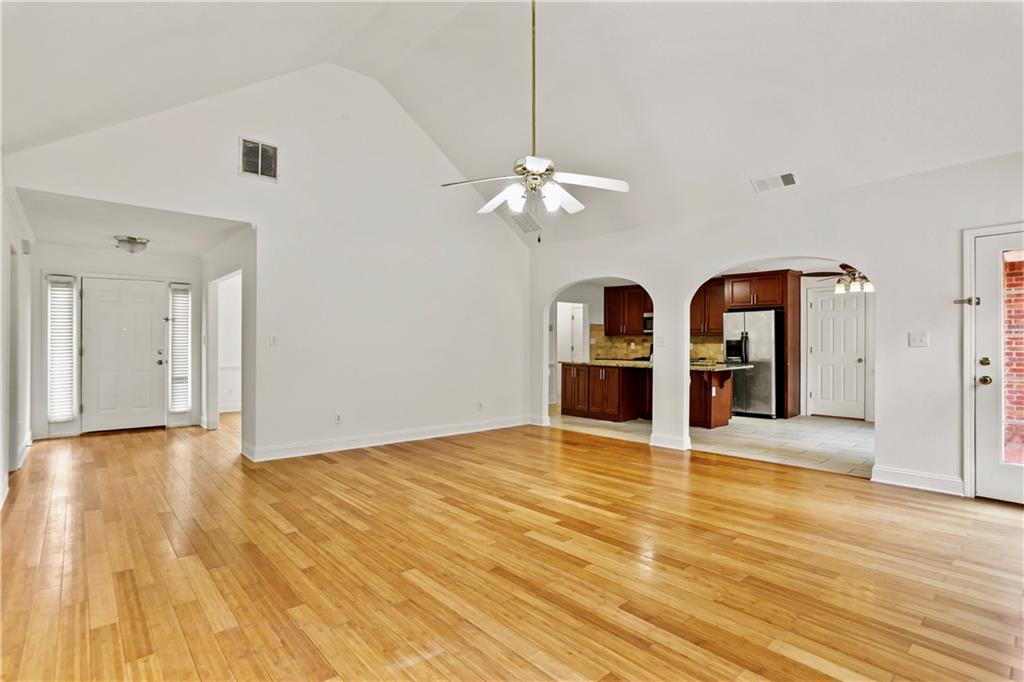 124 Crown Walk, Mcdonough, Georgia image 24