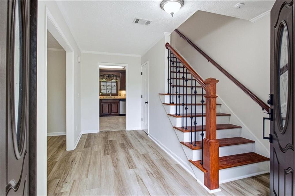 526 Jasmine Court