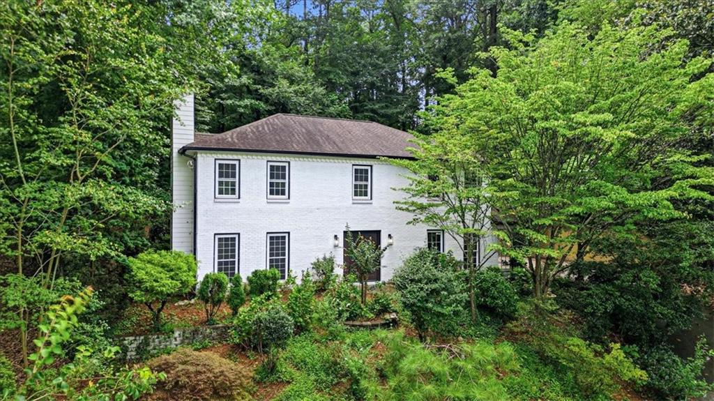 526 Jasmine Court