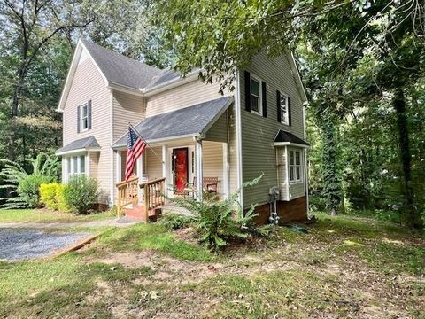 A home in Calhoun