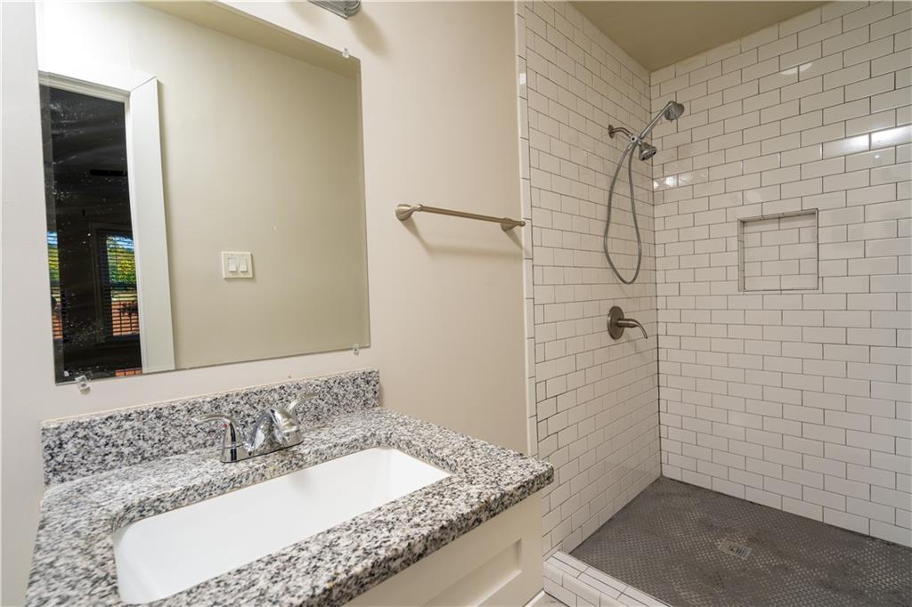 Brookwood - Residential Lease