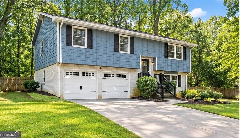 5902 Christopher Lane