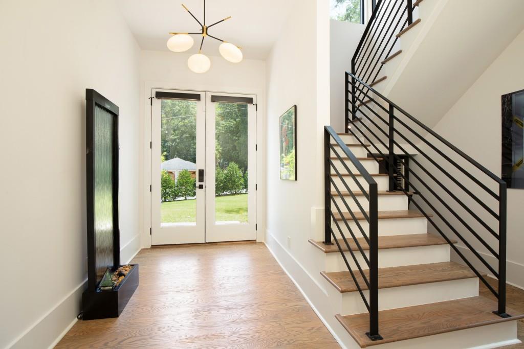 1192 Bernadette Lane