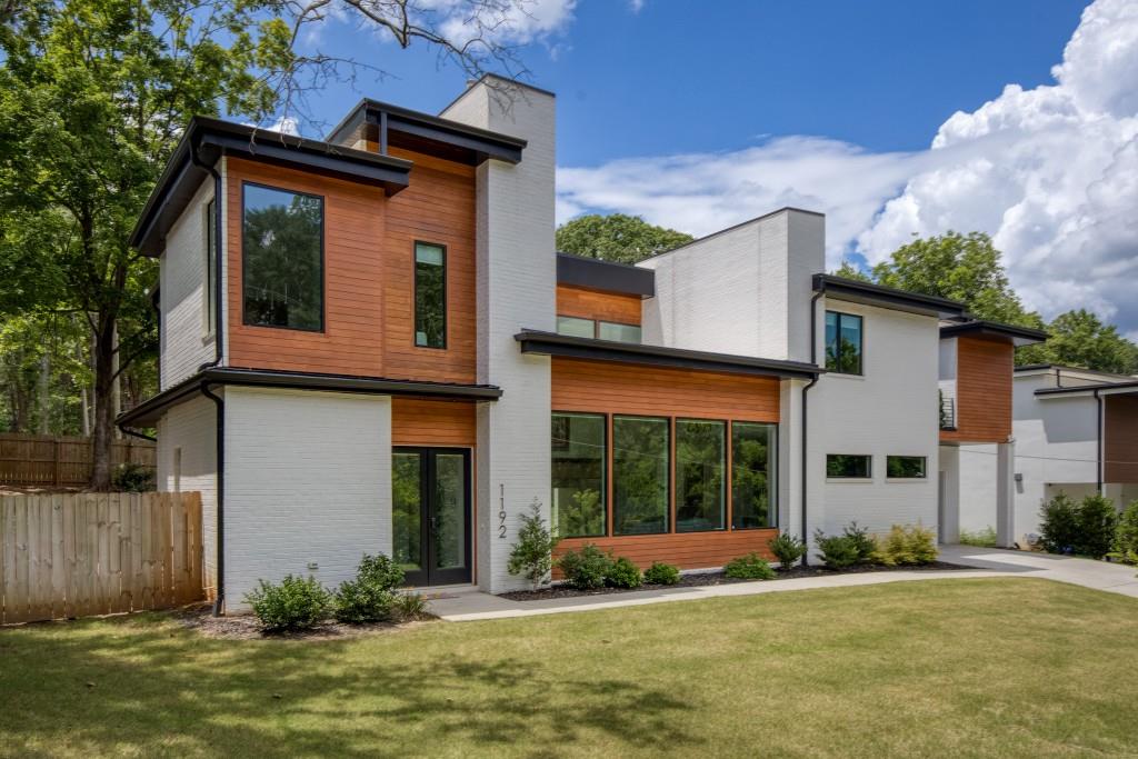 1192 Bernadette Lane