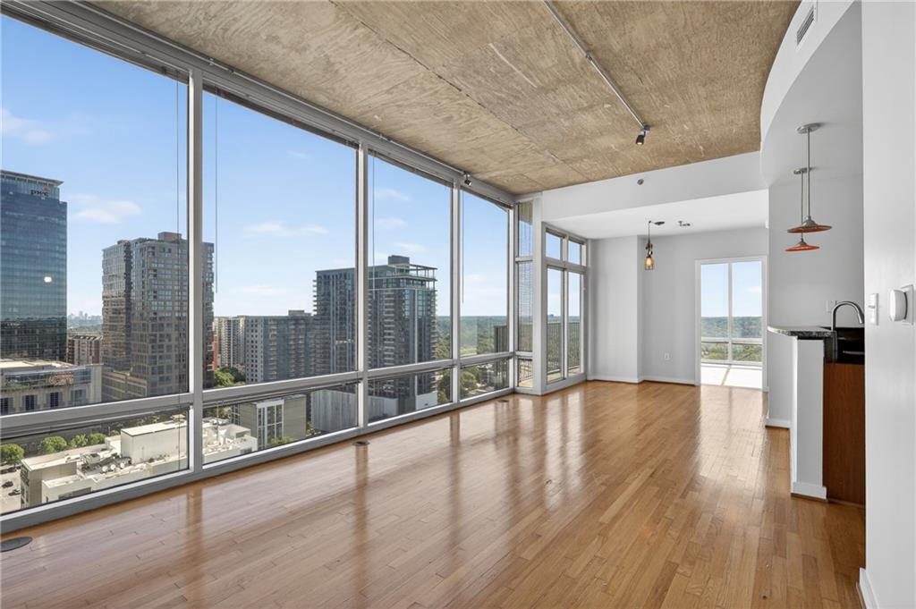 943 Peachtree Street NE 1915