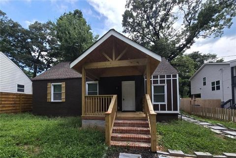 1101 Oak Knoll Terrace SE Atlanta GA 30315