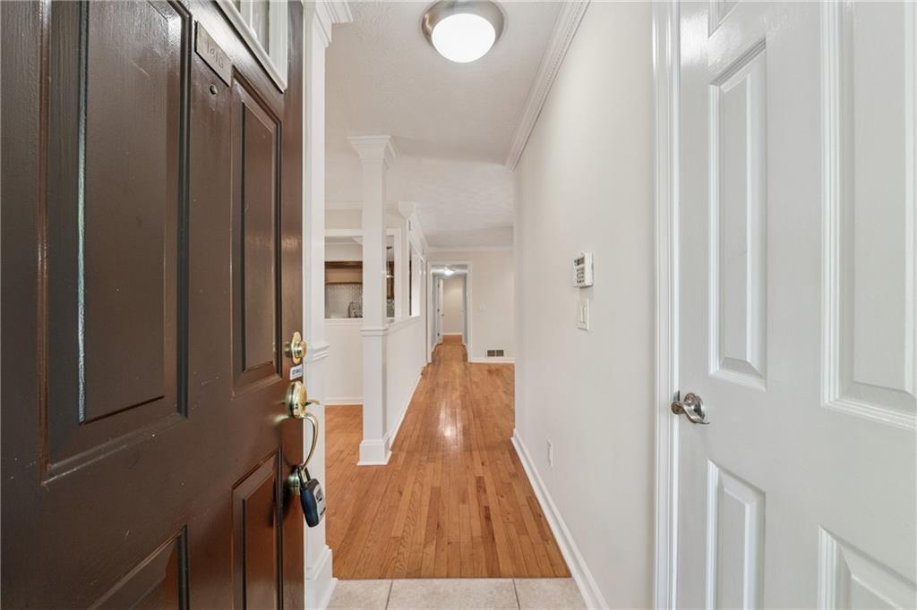 1416 Oakridge Circle