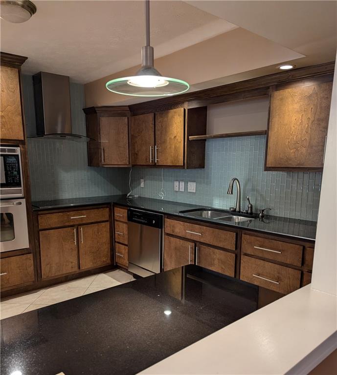 1416 Oakridge Circle