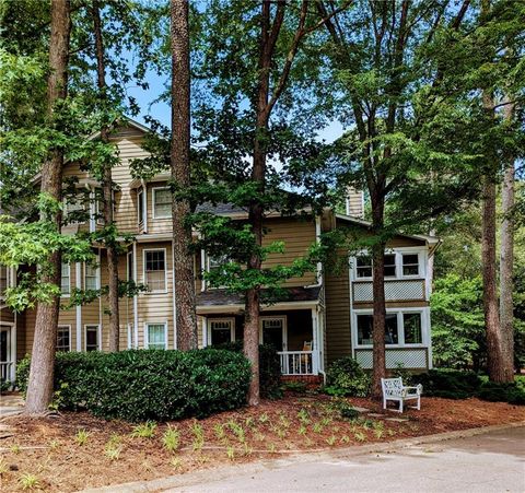 1416 Oakridge Circle Decatur GA 30033