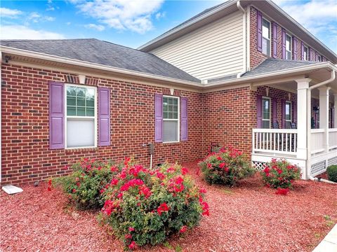 A home in Barnesville