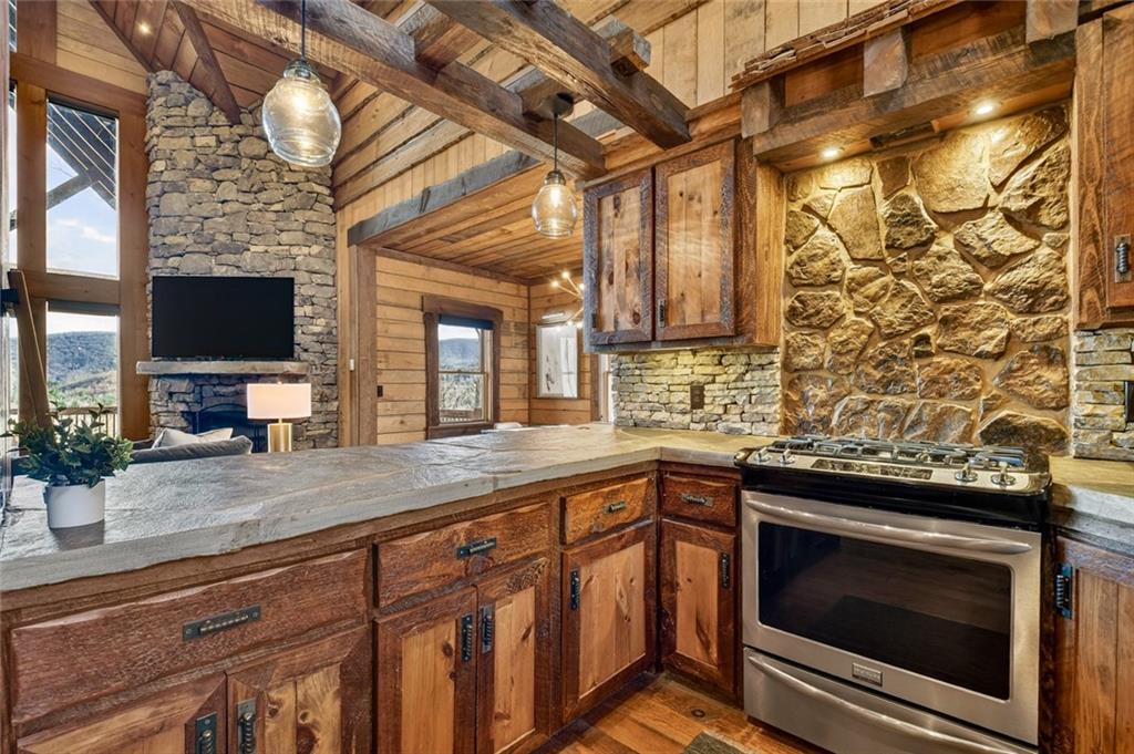 Epworth, Georgia, 30541, United States, 3 Bedrooms Bedrooms, ,4 BathroomsBathrooms,Residential,Active,2028774