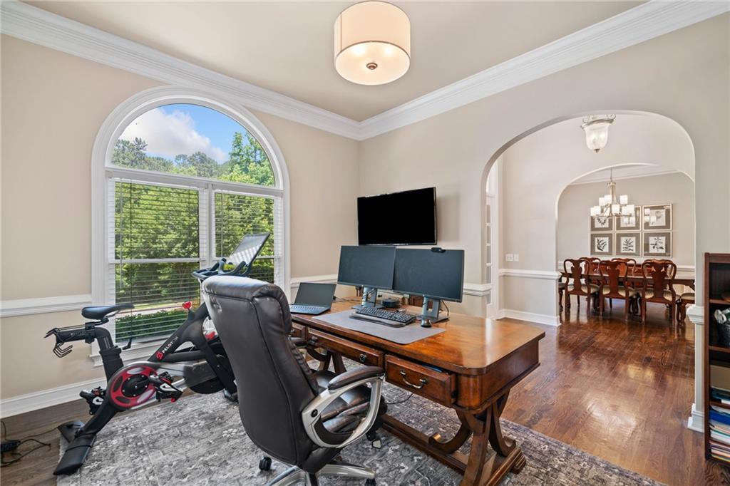 997 Thousand Oaks Bend NW