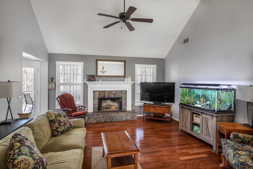6350 Winchester Court, Cumming, Georgia image 4