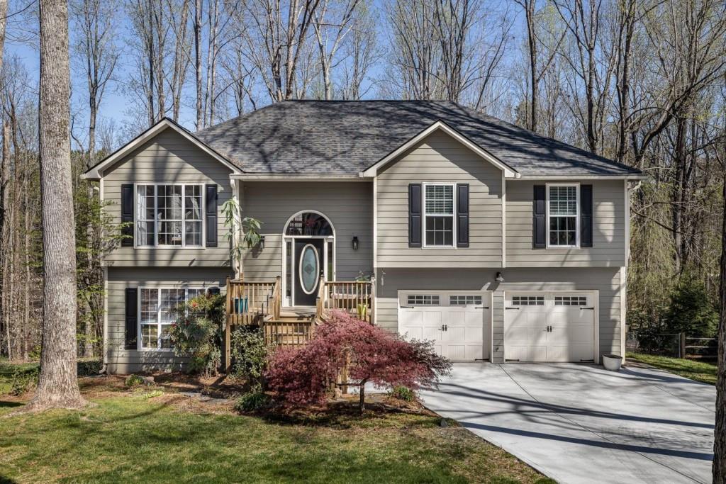 6350 Winchester Court, Cumming, Georgia image 1
