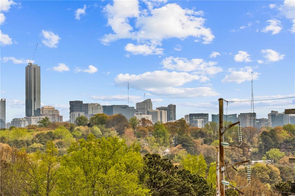 1001 Burnside Lane NW