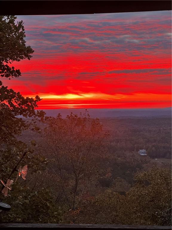 8 Mount Sequoyah Road