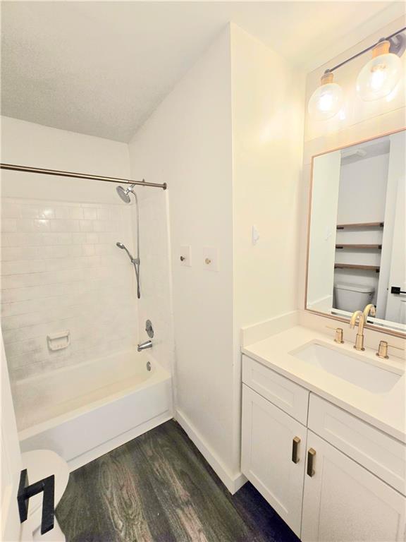 3183 Shadow Walk Lane