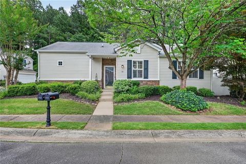 Homes For Sale - 111 W Oaks Court<br/> Cherokee County, Woodstock, GA 30188