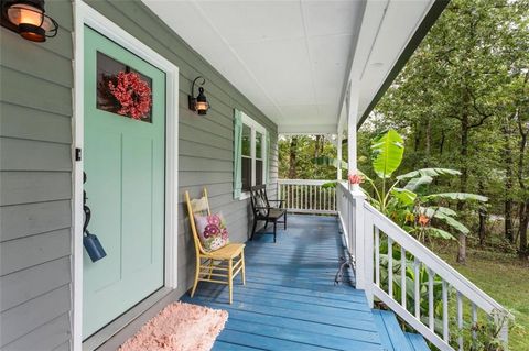 A home in Adairsville