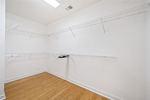 listing image 38