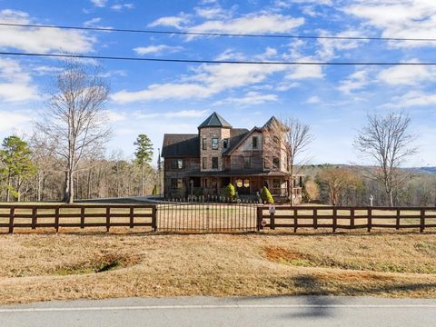 A home in Toccoa