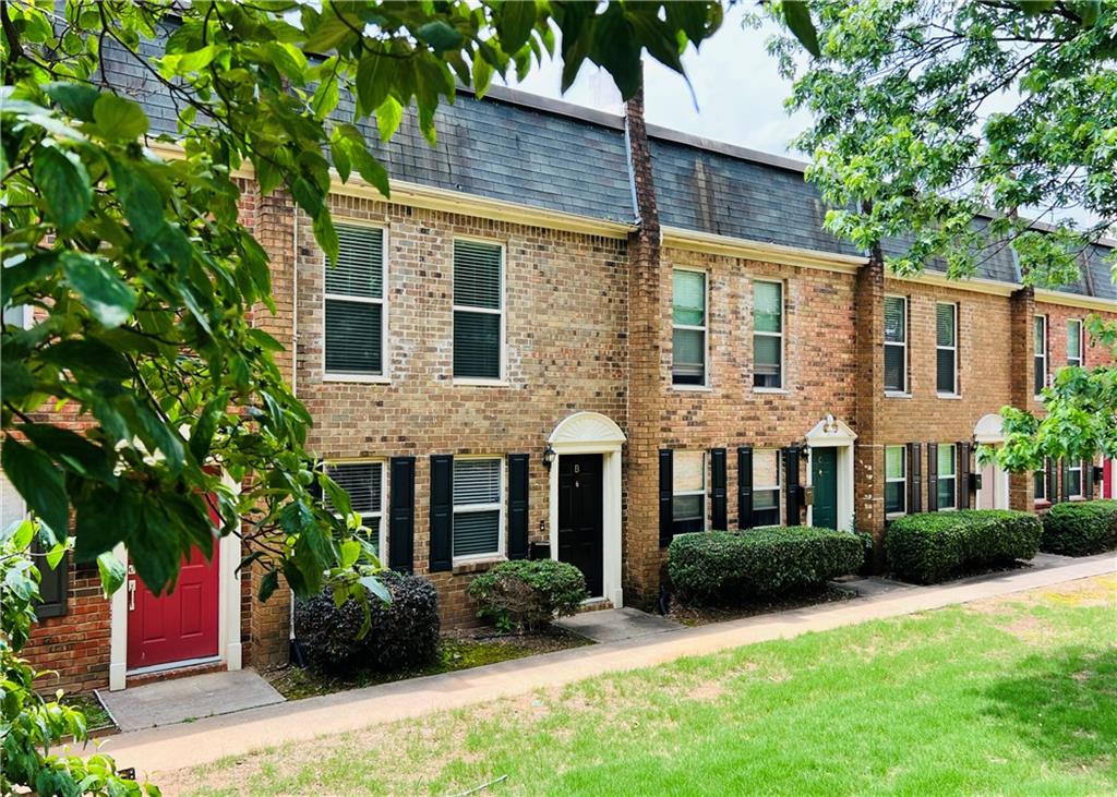 235 Winding River Drive #B, Atlanta, Georgia image 1